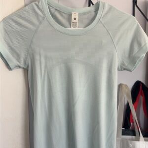 Light Mint Short-Sleeve Active Tee - Brand: Lululemon